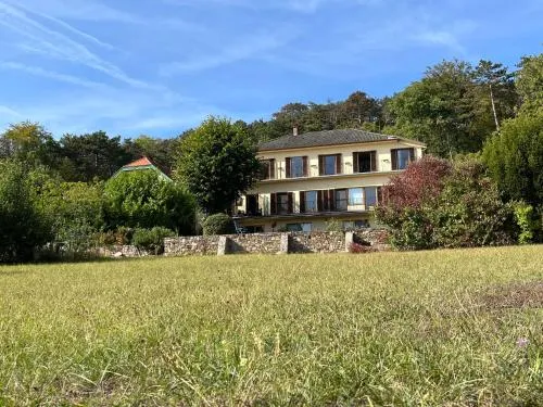 Almschlössl in Baden, Österreich