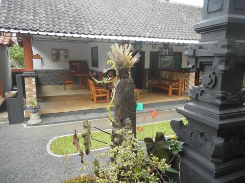 Kadek Homestay near Mount Agung