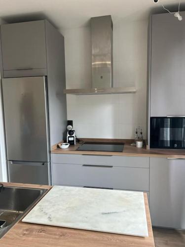 Piso Deluxe con Balcón Cerca del Casco Viejo, Bilbao (zdjęcie 6)