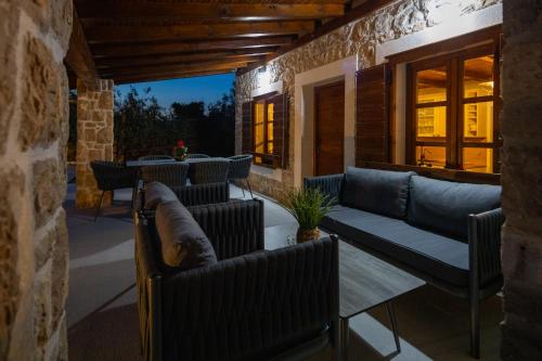 Holiday Home Svemir in Draga