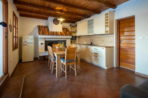 Holiday Home Svemir in Draga