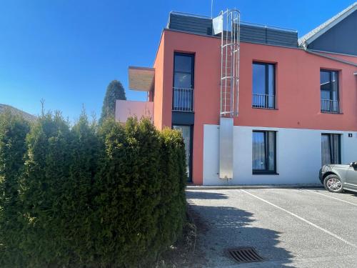 Exterior view, Burgblick Villach Haus FUX-immo, 10min zum Skifahren, 10 min zum See, rundherum Wandern und Radeln in Kumitz