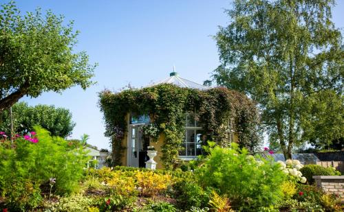 County Arms Hotel Birr