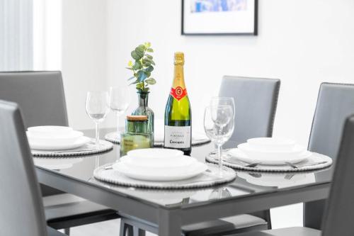 Stylish 4 Bedroom House - Harborne - Top Rated - Parking - Garden - 6CO, Бирмингем (фото 5)