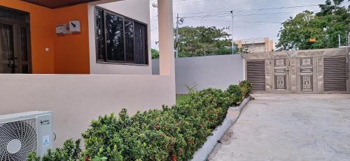 Cozy Luxury Hideouts in North Ridge, Accra, 1BDRM - 2BDRM, 15 mins from Airport