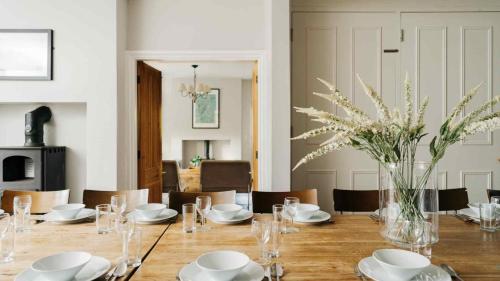 ทัศนียภาพภายนอกโรงแรม, Dale House in ลิตตัน