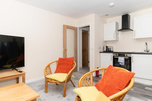 Brilliantly Located 2BD Flat Heart of Edinburgh! - image 4