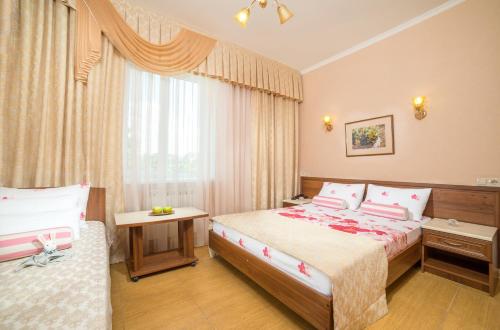 Milotel M+ Set in a prime location of Anapa, Milotel M+ puts everything the city has to offer just outside your doorstep. The hotel offers a high standard of service and amenities to suit the individual needs of