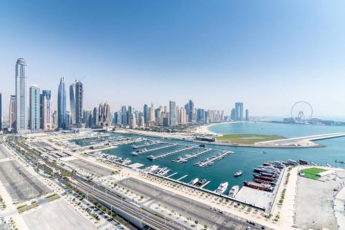 Marina Skyline View & Dubai Harbour Beachfront, Dubai