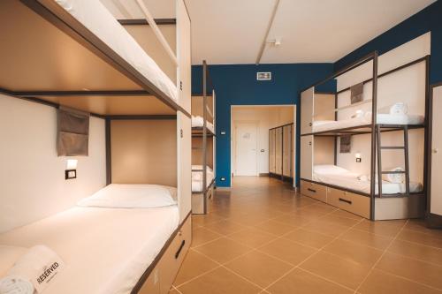 6-Bed Mixed Dormitory Room