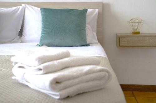 Three-Bedroom Apartment image 10