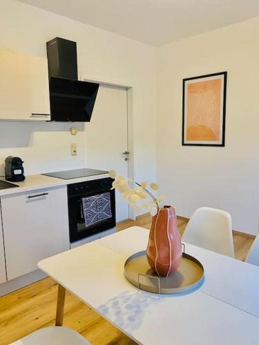 Konyha, Zentrale Wohnung mit Blick auf Burg Altpernstein in Krems Templomfalu