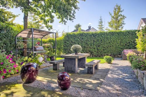 Villa Eltins - image 2