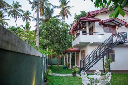 C SON Villa Bentota, Bentota