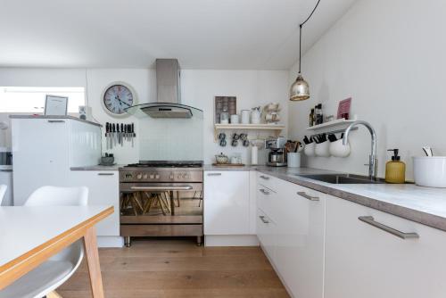 Instalaciones, Tranquil Village Retreat / Tjørnuvík (Tranquil Village Retreat / Tjørnuvik) in Gjogv