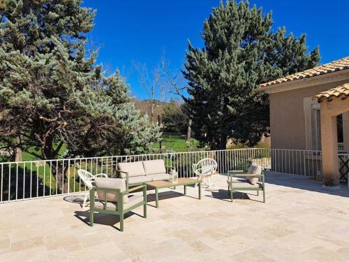 Le Champ des Hors gîte à louer Vailhauquès