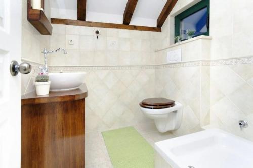 One-Bedroom Villa image 1