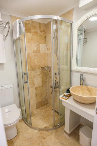 Mavi Cam Hotel Ayvalik Mavi Cam Hotel Ayvalik