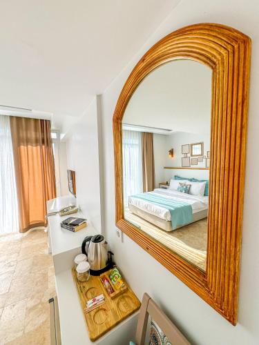 Mavi Cam Hotel Ayvalik Mavi Cam Hotel Ayvalik