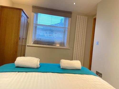 93a Grey Street Apartments - image 3