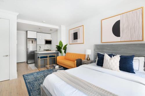 1597-7 Luxury Upper East Studio W&D in unit - main image