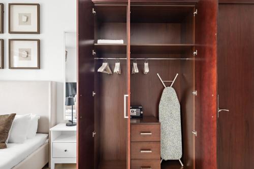 Silkhaus Vacation Homes Modern Studio Near Burj Khalifa, Dubai (photo 10)