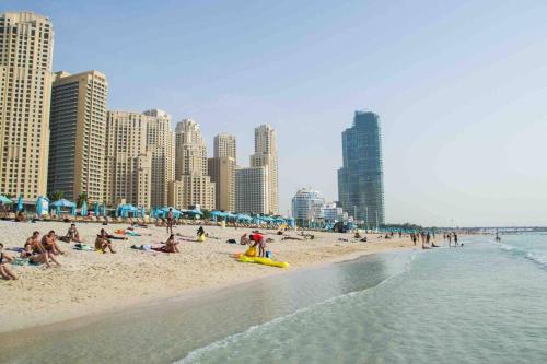 Your Scenic Dream Vacation - image 2