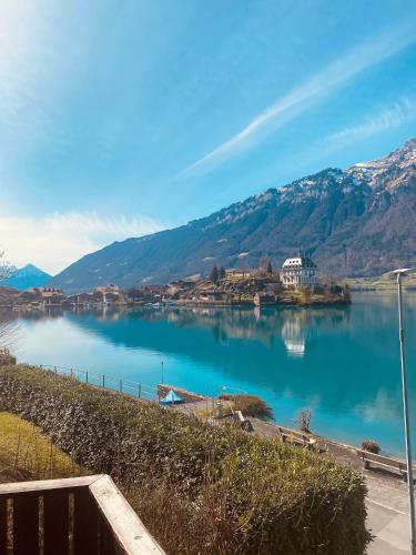 Boutique Hotel Bellevue B&B am Brienzersee Iseltwald Interlaken 2