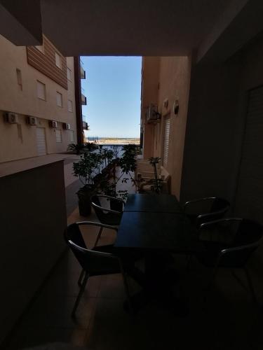 Appartement pied dans l'eau a Tantana, Sousse