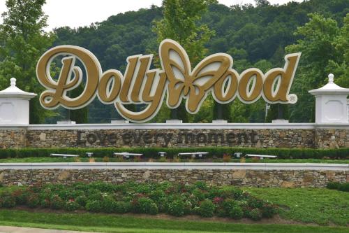 River Place Condos 609 1BD 2 Bath - image 14