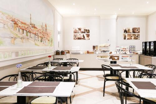 Eten en drinken, Albergo Firenze near Loggia dei Lanzi