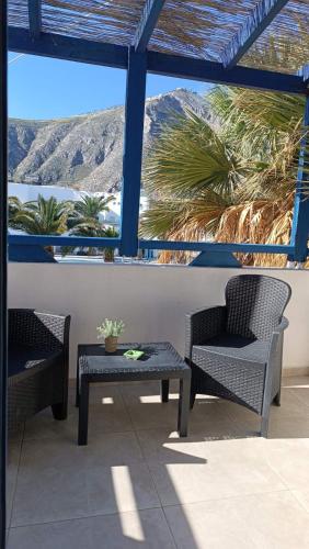 BlackBeach village 1