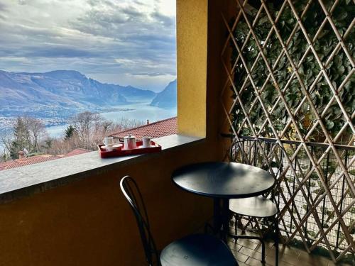 Panoramica su lago e montagna near Bellagio