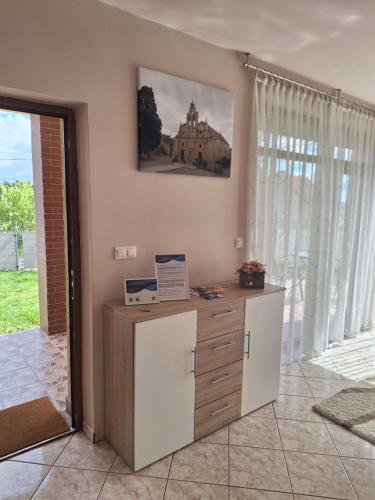 Makra-tető Öregtölgy Apartman