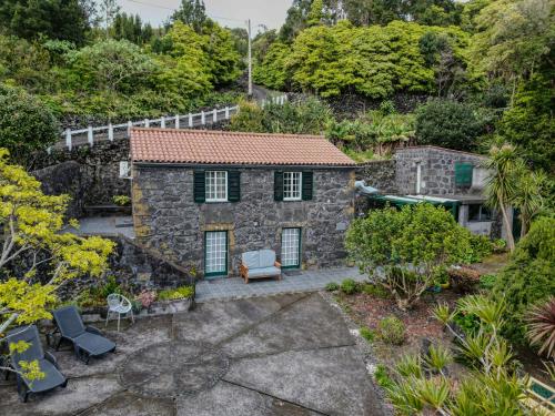 Casa de Basalto in ลาเชส โด ปิโก