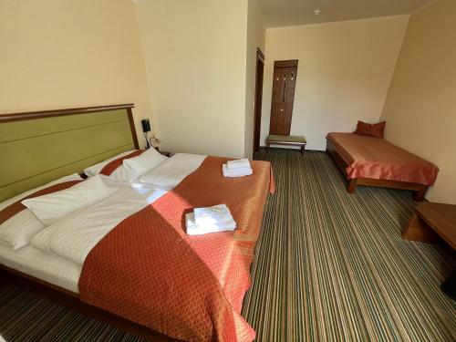 Parkhotel Forest - image 10