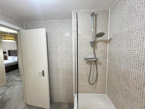 Duplex Apartment in Glasgow, Glasgow (photo 6)