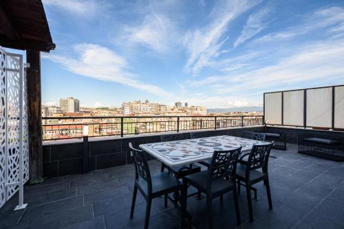 D'amelios Suite 2.0 – Naples, 