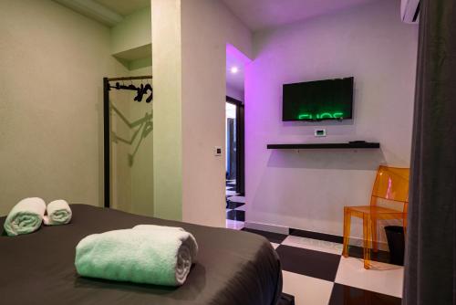 D'amelios Suite 2.0 – Naples, 