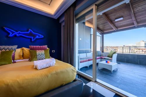 D'amelios Suite 2.0, Naples