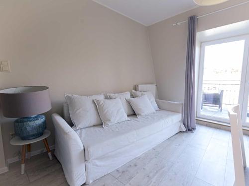 One-Bedroom Apartment image 5