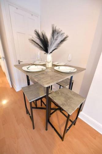 Charsley Lodge, London (photo 2)