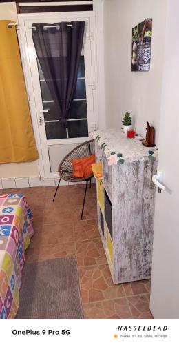 Appartement charmant à Rivière-Pilote - 30 m² avec terrasse - image 3