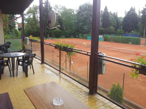 Penzion Tenis - image 13