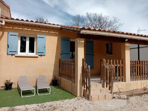 Gîte PITCHOU au pied du VENTOUX (Gite PITCHOU au pied du VENTOUX) in Flassan