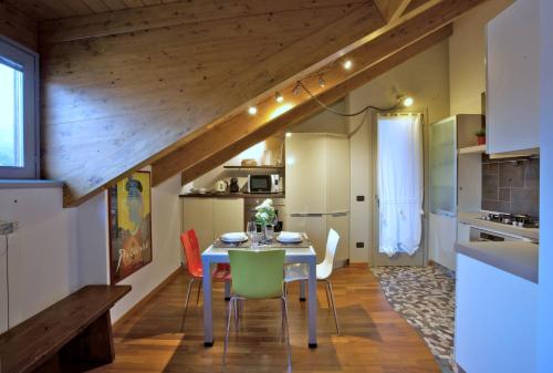 Iekārtas, Cozy Apartment with view - LAGHI E SENTIERI - in Castello Di Brianza