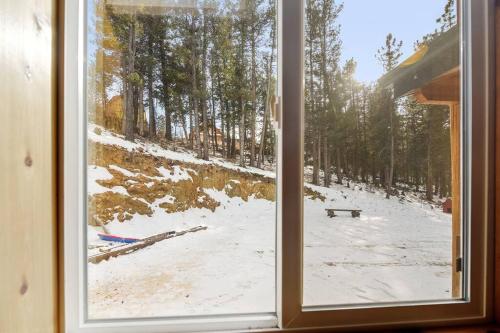 Skippers Cabin in Pine, USA