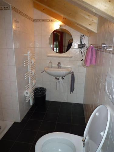 Esther's Guesthouse - image 9