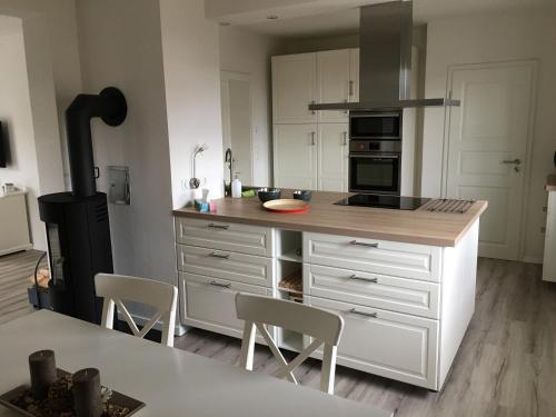 Kitchen, Auszeit am Focker Strom in Ummanz