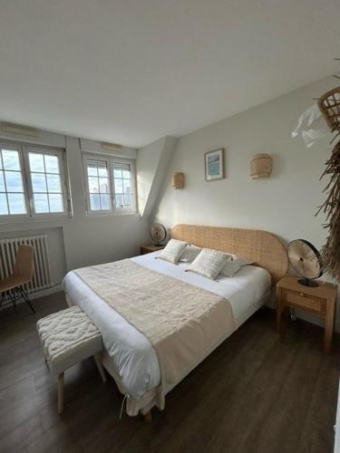 Hotel De La Mer - image 29